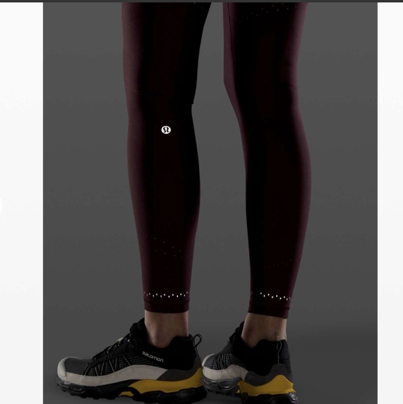 Lululemon Zoned In Tight size 4 - Picture 2 of 8